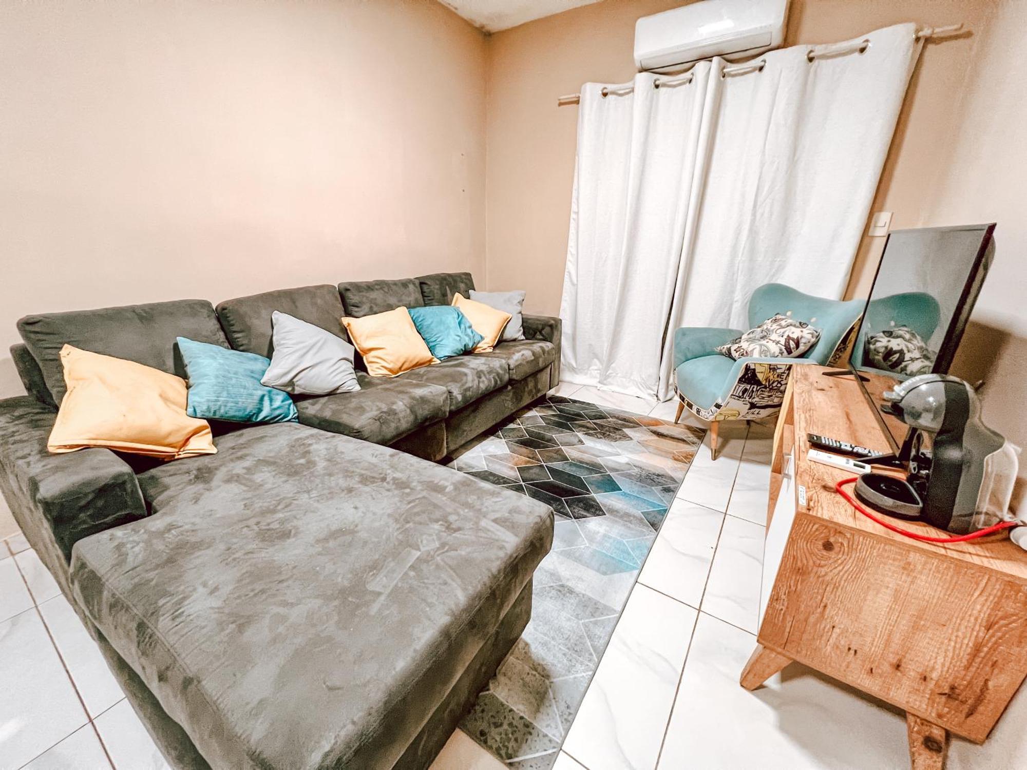 Amplio Loft En Zona Residencial De Asuncion Apartment Exterior foto